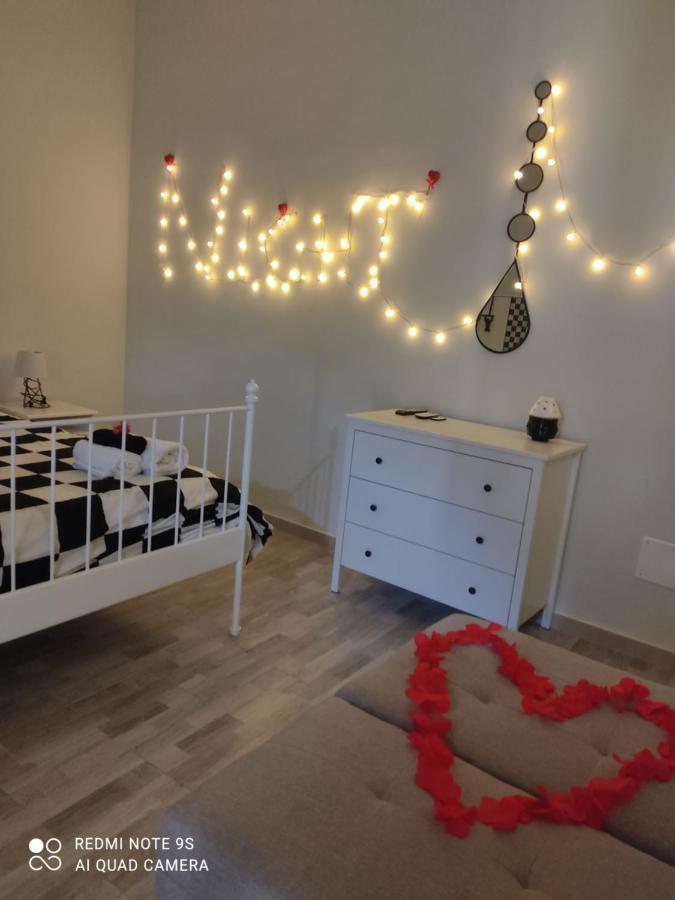 Scacco Matto Holiday House Таранто Экстерьер фото