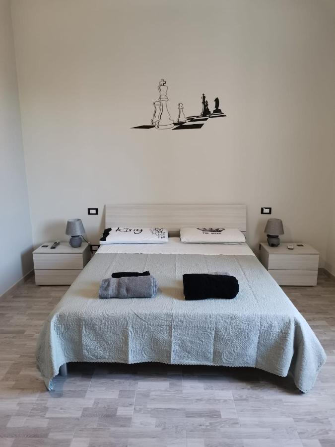 Scacco Matto Holiday House Таранто Номер фото